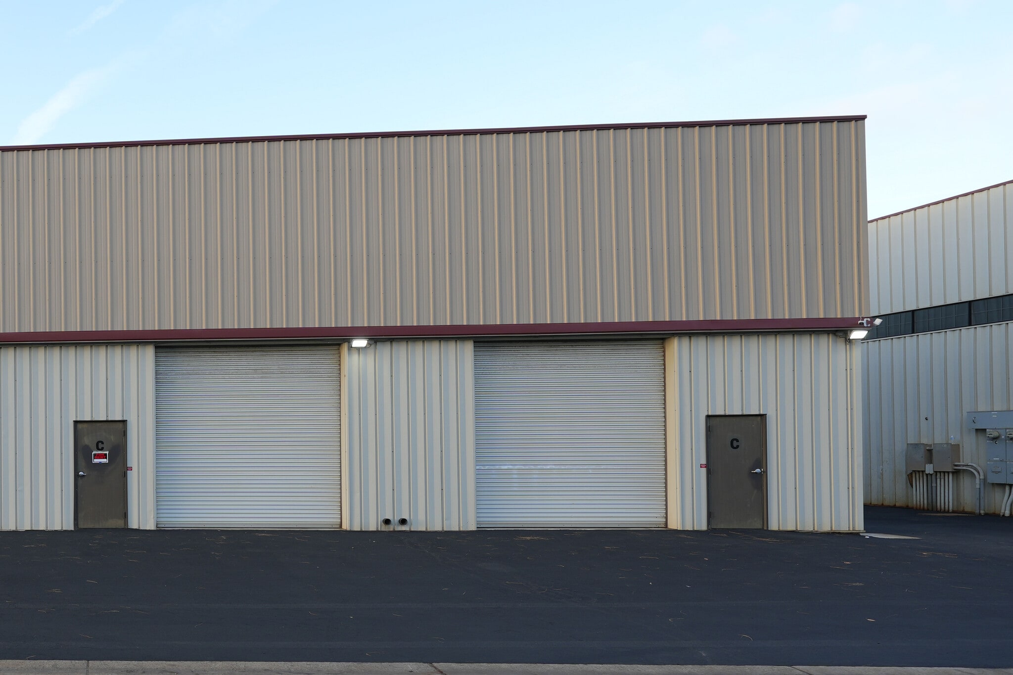 974 Griffin St, Grover Beach, CA for lease Interior Photo- Image 1 of 11