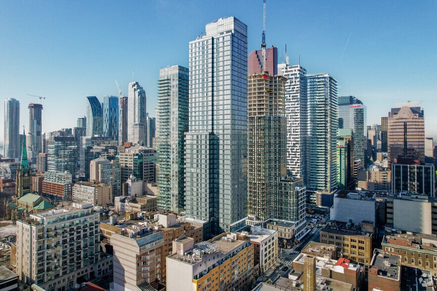 89 Church St, Toronto, ON à vendre - Photo du bâtiment - Image 3 de 3