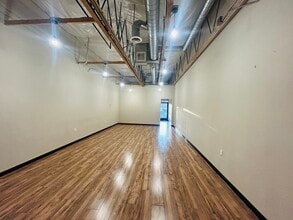 18718-18770 Amar Rd, Walnut, CA à louer Photo intérieure- Image 1 de 1