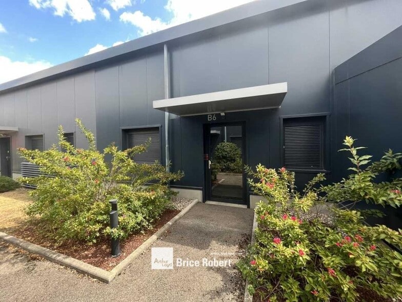 5 Rue Antonin Dumas, Vénissieux for lease - Building Photo - Image 1 of 4