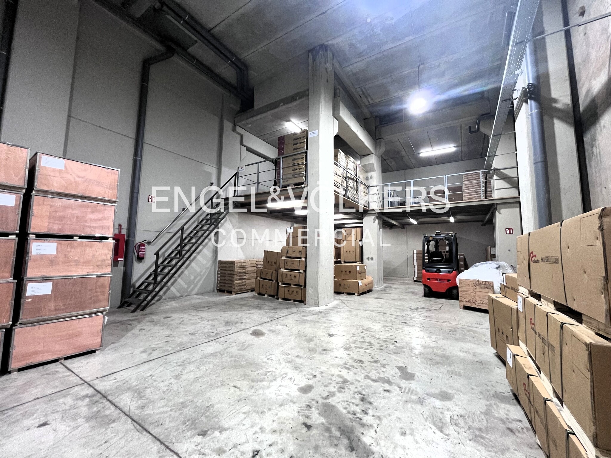 Industrial in Badalona, Barcelona for lease Interior Photo- Image 1 of 14