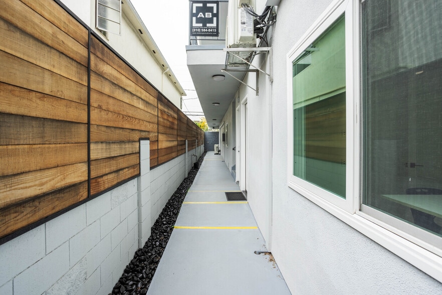 12421 Venice Blvd, Los Angeles, CA for lease - Building Photo - Image 2 of 22