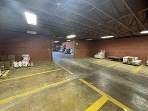 1210 W Tee St, Casa Grande, AZ for lease Interior Photo- Image 1 of 4