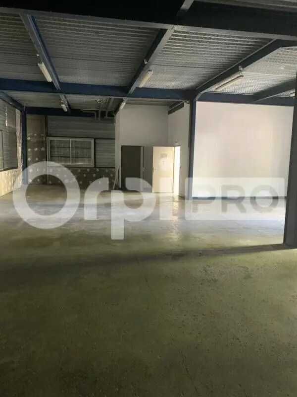 Flex in Mérignac for lease Interior Photo- Image 1 of 11