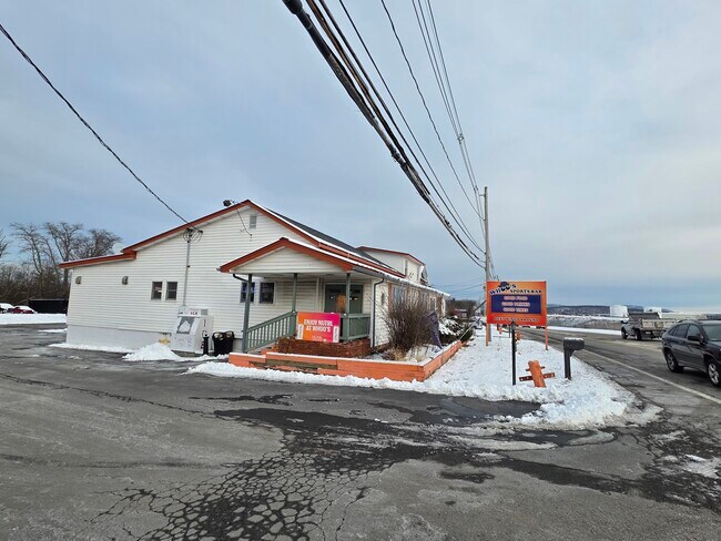 More details for 150 NY-17K, Newburgh, NY - Retail for Sale