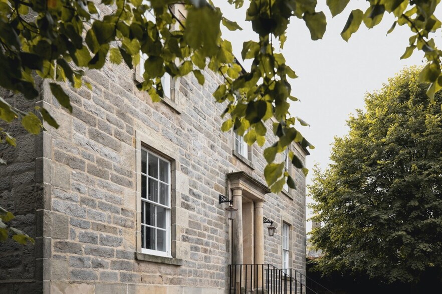 South St, Elgin à louer - Photo du bâtiment - Image 3 de 4