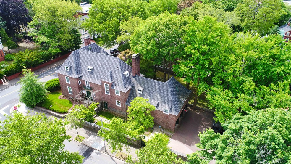 195 George St, Providence, RI à vendre - Photo du bâtiment - Image 1 de 1