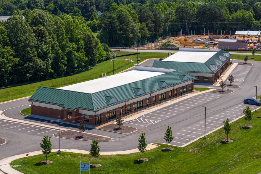 25210 Hofheimer Way, North Dinwiddie, VA for lease - Building Photo - Image 3 of 11