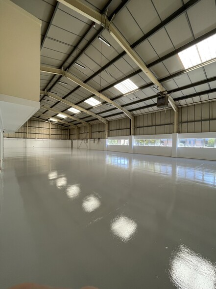 Gloucester Rd, Cheltenham for lease - Interior Photo - Image 3 of 5