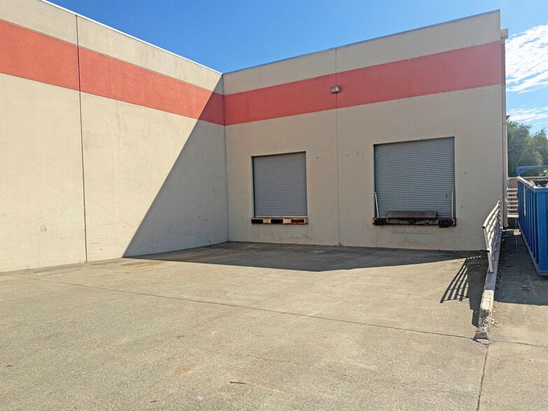 5621 Skylane Blvd, Santa Rosa, CA for lease - Building Photo - Image 3 of 5
