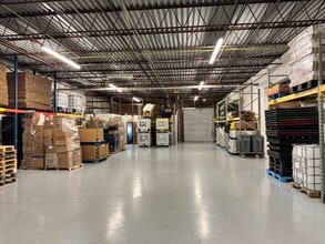 7155-7175 W Commerce Cir, Fridley, MN for lease Interior Photo- Image 2 of 4