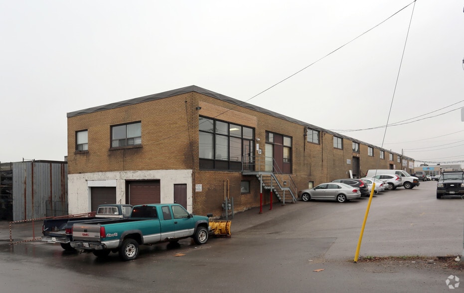 20 Sheffield St, Toronto, ON for lease - Building Photo - Image 2 of 2
