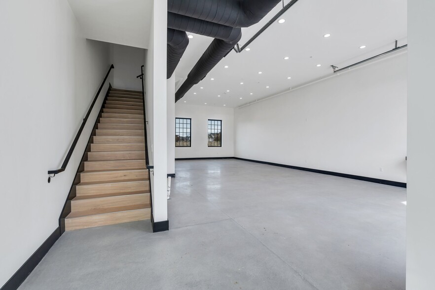 292 S 2000 W, Pleasant Grove, UT for lease - Interior Photo - Image 3 of 30
