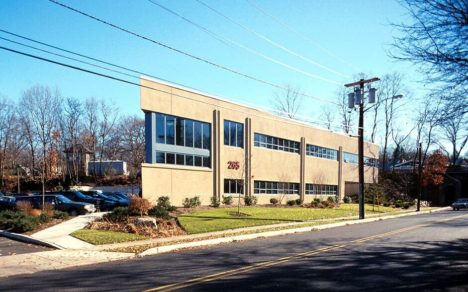 265 Ackerman Ave, Ridgewood, NJ à louer - Photo du bâtiment - Image 3 de 20