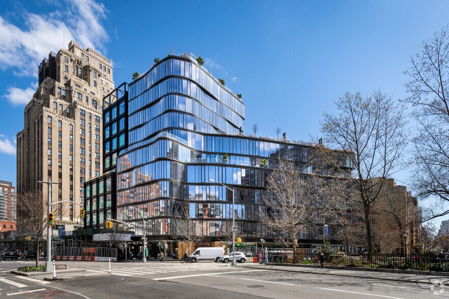 122 Greenwich Ave, New York, NY à louer - Photo du bâtiment - Image 2 de 10