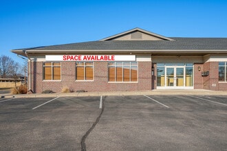 1720 Harding Ave, Eau Claire, WI à louer Photo intérieure- Image 2 de 42