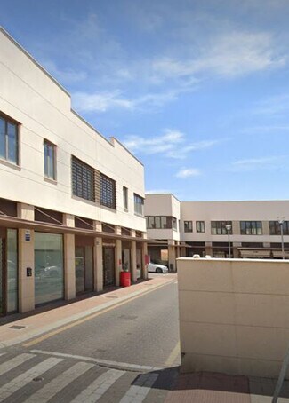 Plus de détails pour Avenida del Madroño, 6, Toledo - Commerce de détail à louer