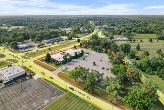 Plus de détails pour 45700 Mound Rd, Shelby Township, MI - Commerce de détail à vendre