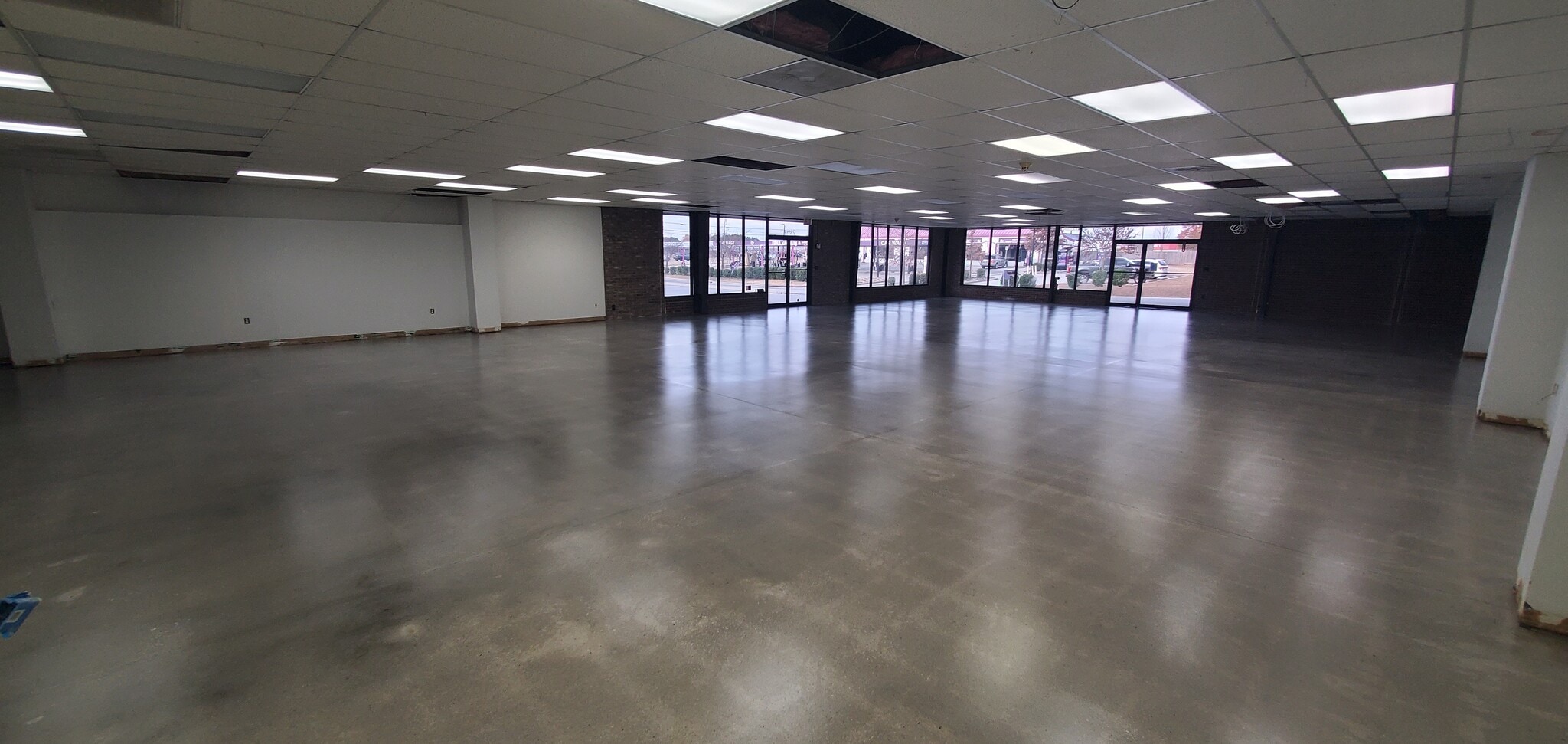 2854 Wade Hampton Blvd, Taylors, SC for lease Primary Photo- Image 1 of 14