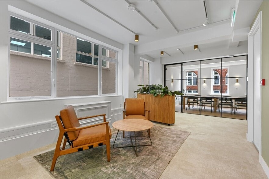111-111A Wardour St, London for lease - Building Photo - Image 2 of 24