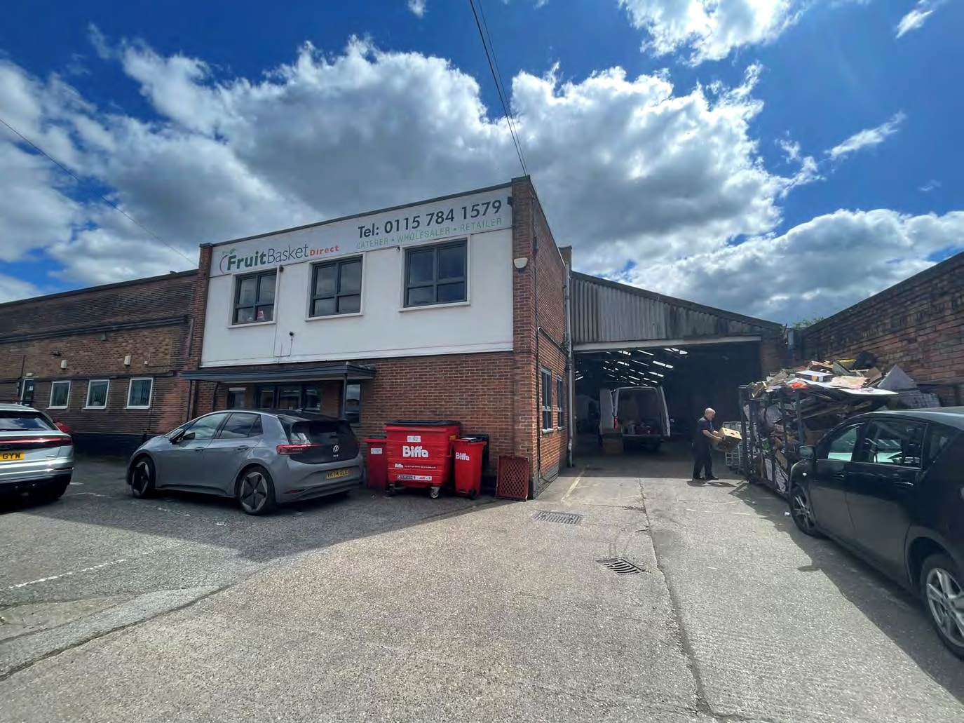 Meadow Ln, Nottingham for lease Building Photo- Image 1 of 2