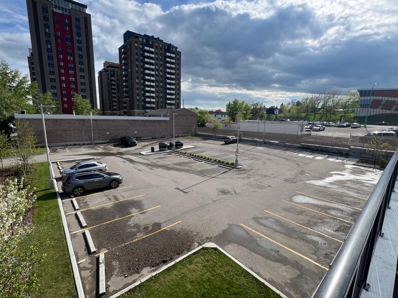 5512 Macleod Trl SW, Calgary, AB for lease - Building Photo - Image 2 of 9