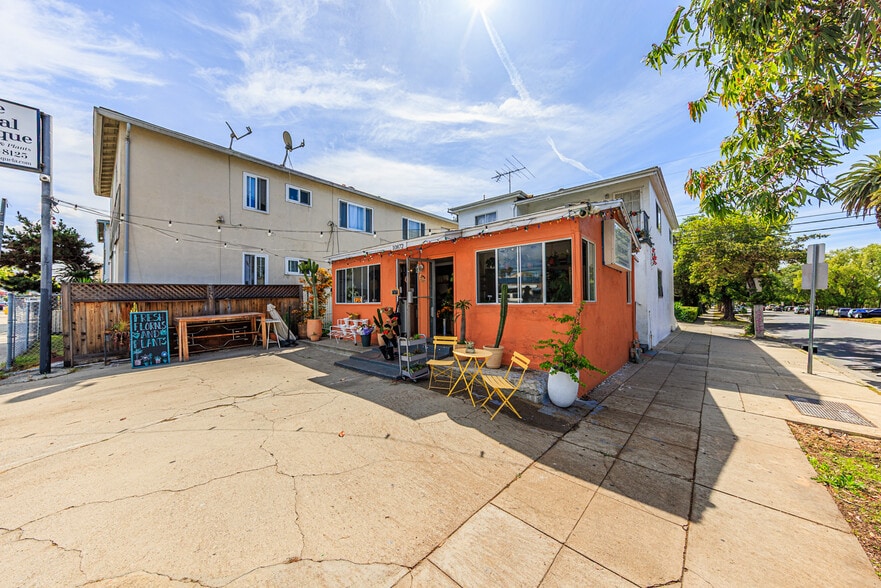 10872-10874 Venice Blvd, Los Angeles, CA for sale - Primary Photo - Image 1 of 2
