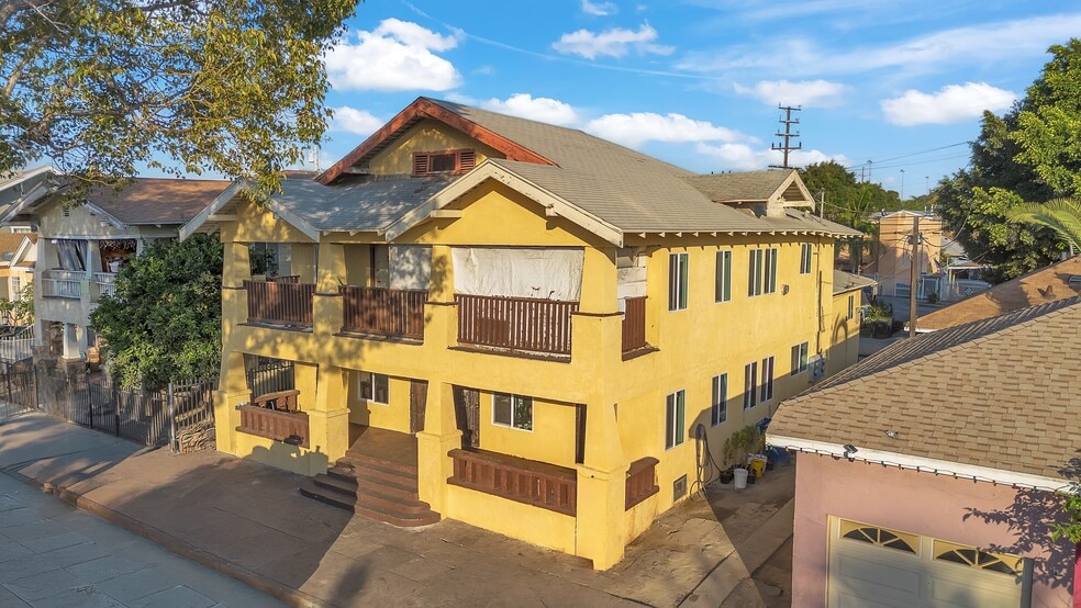 4257 San Pedro Pl, Los Angeles, CA for sale - Building Photo - Image 2 of 22