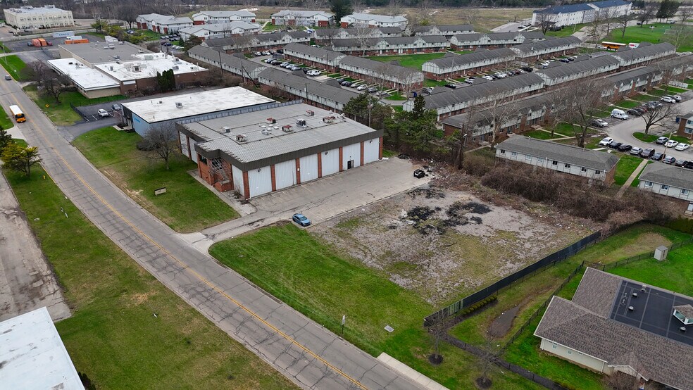 511 Industrial Mile Rd, Columbus, OH à vendre - Photo du bâtiment - Image 2 de 29