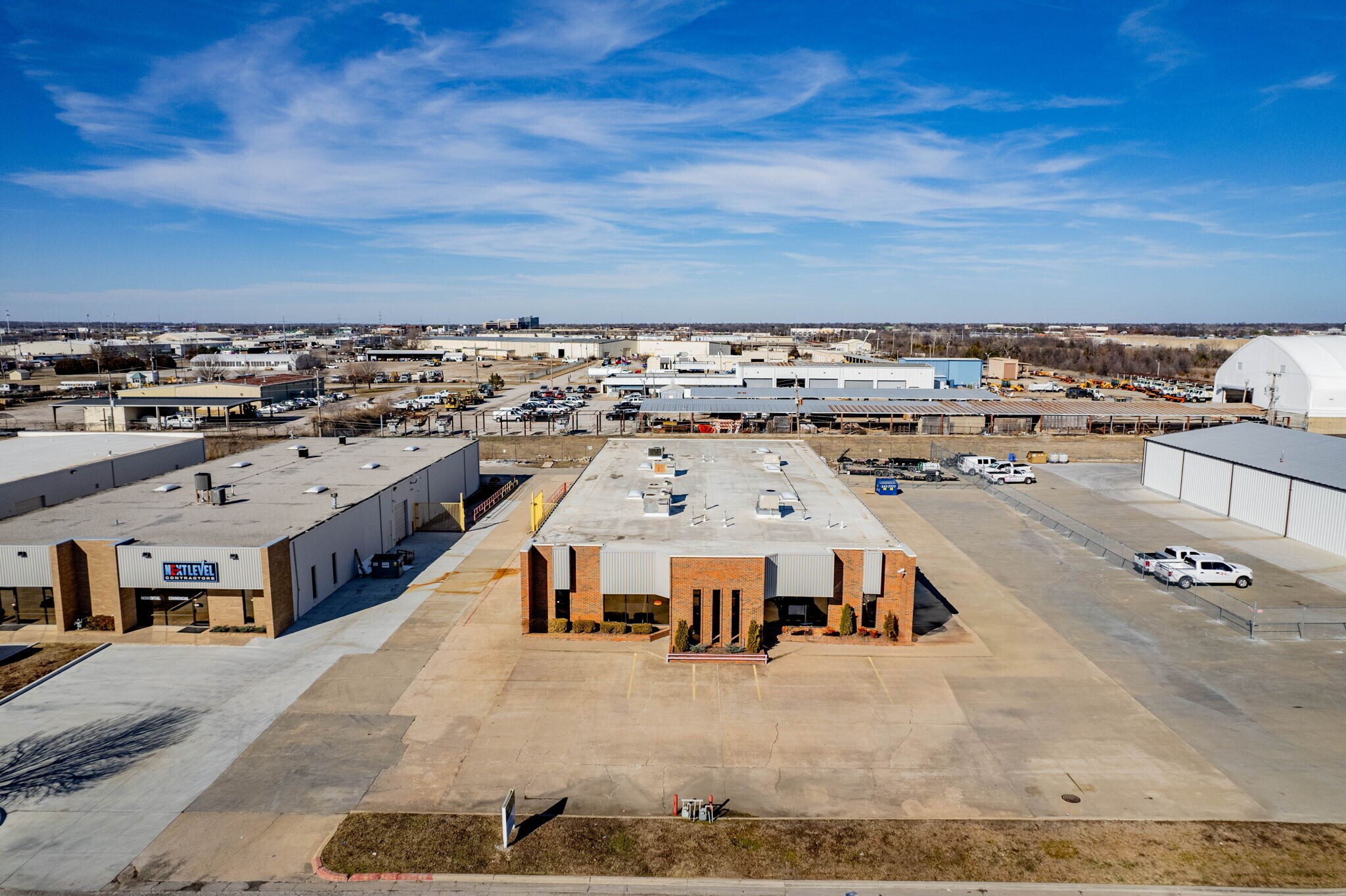 11513-11515 E 58th St, Tulsa, OK à louer Photo principale- Image 1 de 2