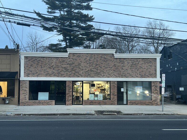 2101 Wantagh Ave, Wantagh, NY for sale - Building Photo - Image 1 of 1