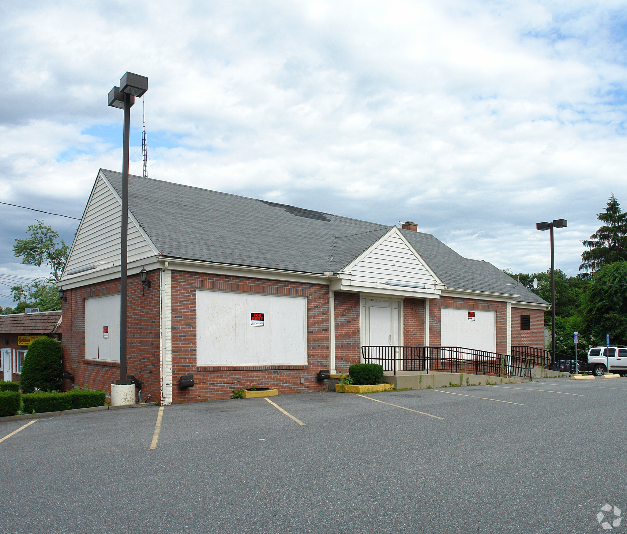 451 Lincoln St, Worcester, MA à vendre Photo principale- Image 1 de 5