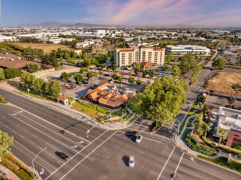 10909 Foothill Blvd, Rancho Cucamonga, CA for lease - Building Photo - Image 3 of 6