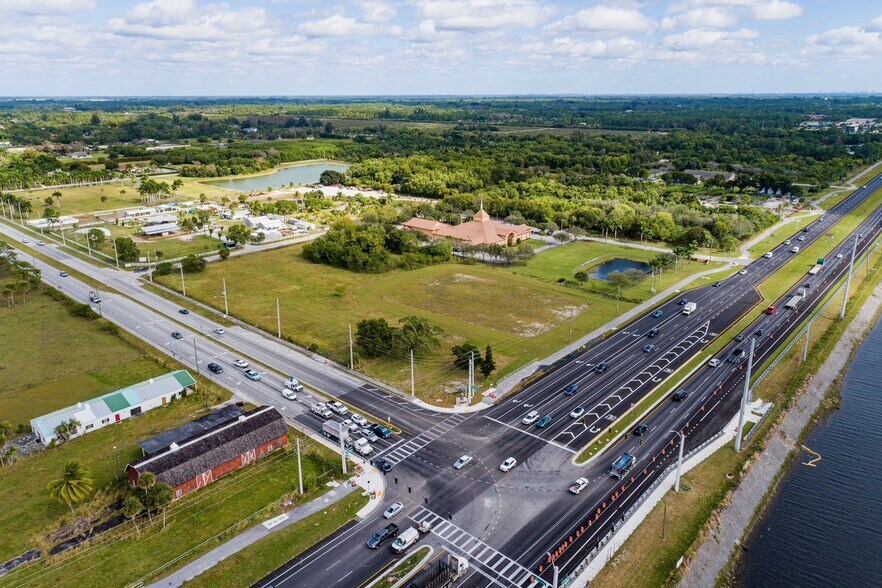 16670 Rembrandt Rd, Wellington, FL à vendre - Photo du bâtiment - Image 1 de 3
