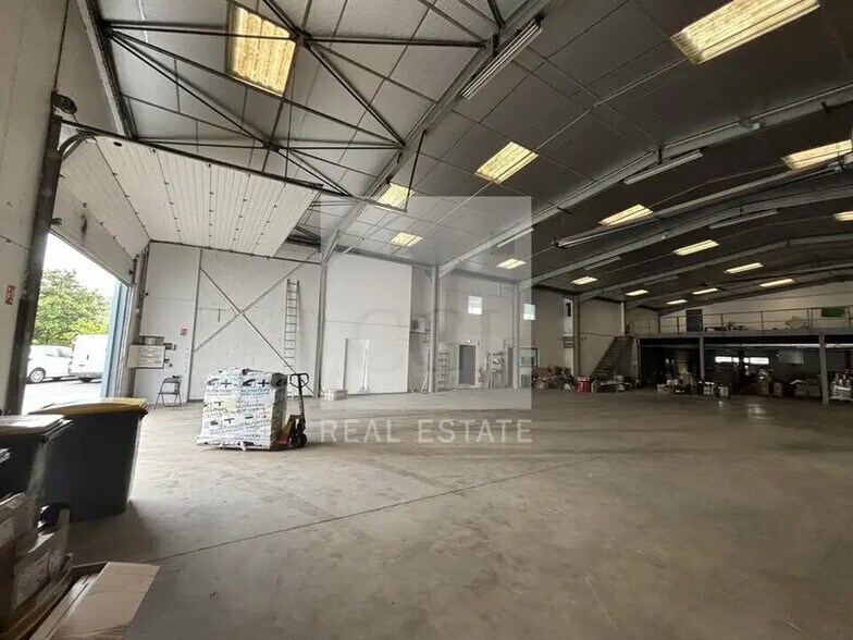 9 Chemin Du Pontet, Civrieux-d'Azergues à louer - Photo du bâtiment - Image 3 de 12