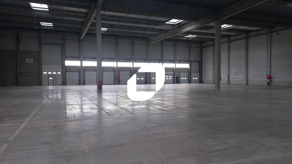 Industriel dans Bonneuil-sur-Marne à louer - Photo du bâtiment - Image 3 de 16