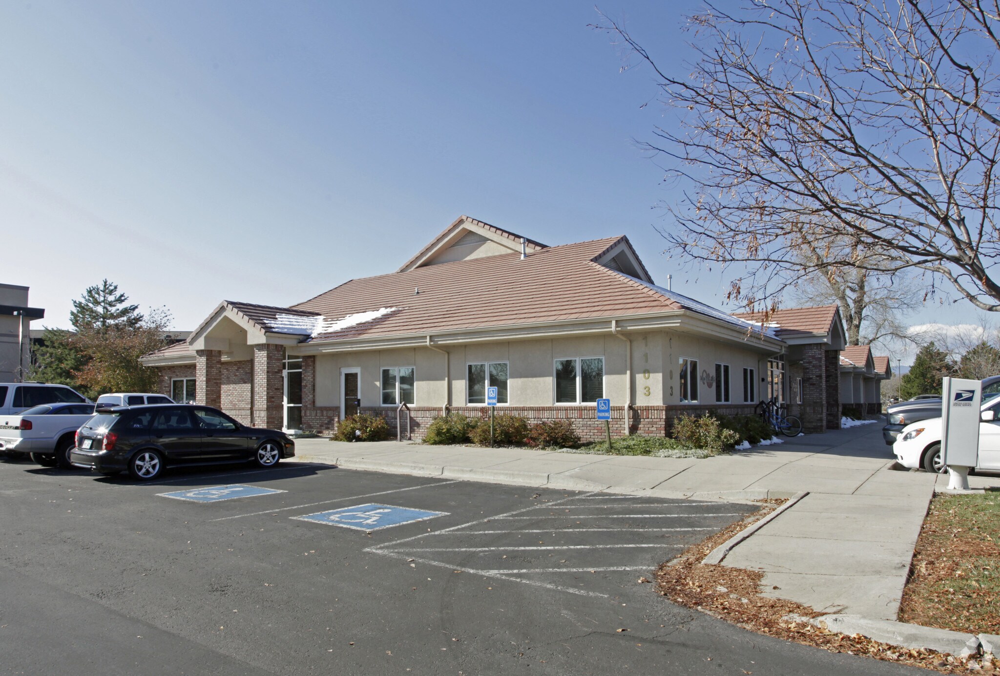 1103 Oak Park Dr, Fort Collins, CO for sale Primary Photo- Image 1 of 11