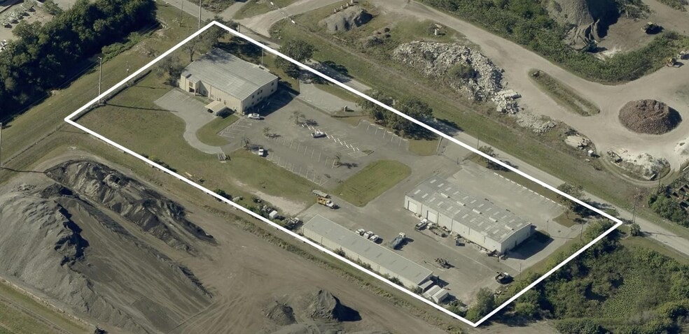 12625 40th St N, Clearwater, FL for lease - Building Photo - Image 2 of 33