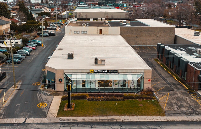 Plus de détails pour 2180 Lapinière, Brossard, QC - Industriel à vendre