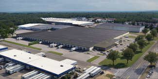 Plus de détails pour 295 Ella Grasso Tpke, Windsor Locks, CT - Industriel à louer