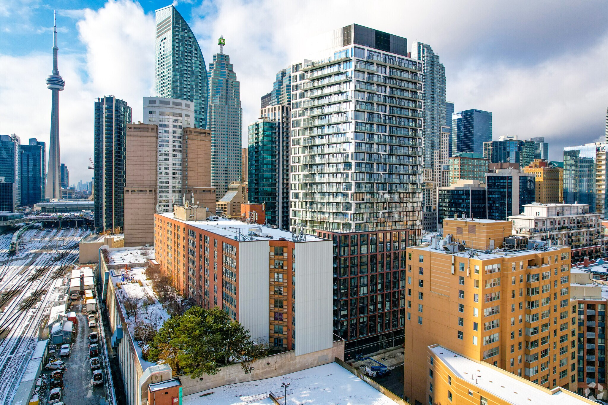 75 The Esplanade, Toronto, ON à vendre Photo du bâtiment- Image 1 de 1