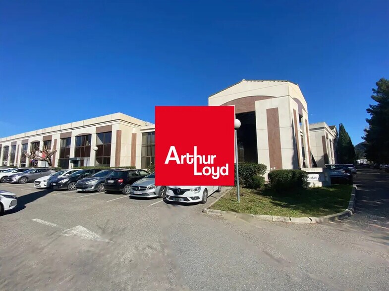 Avenue Du Chateau De Jouques, Gémenos for lease - Building Photo - Image 1 of 11