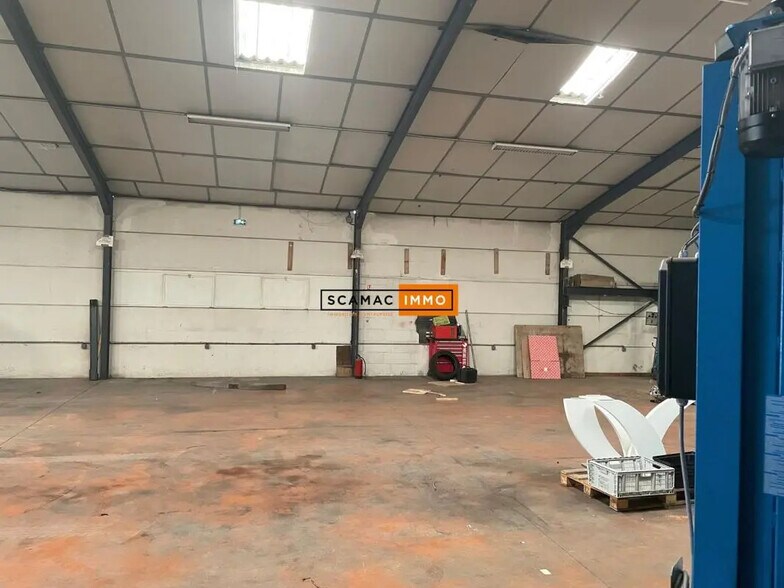 Industrial in La Farlède for lease - Building Photo - Image 2 of 5