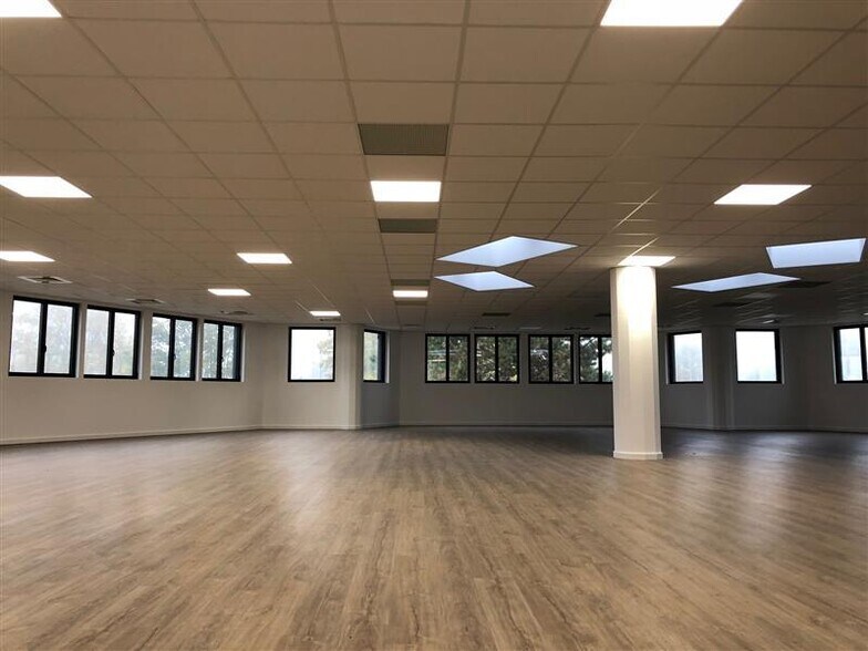 Office in Illkirch-Graffenstaden for lease - Building Photo - Image 3 of 12
