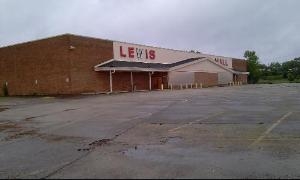 1490 Lewis Ave, North Chicago, IL for lease - Primary Photo - Image 1 of 9