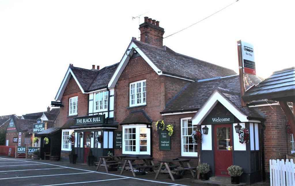 Main Road Margaretting Essex, Ingatestone for lease Building Photo- Image 1 of 6