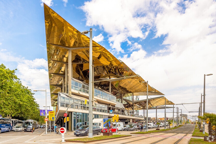 Avinguda Meridiana, 63, Barcelona, Barcelona for sale - Building Photo - Image 2 of 2