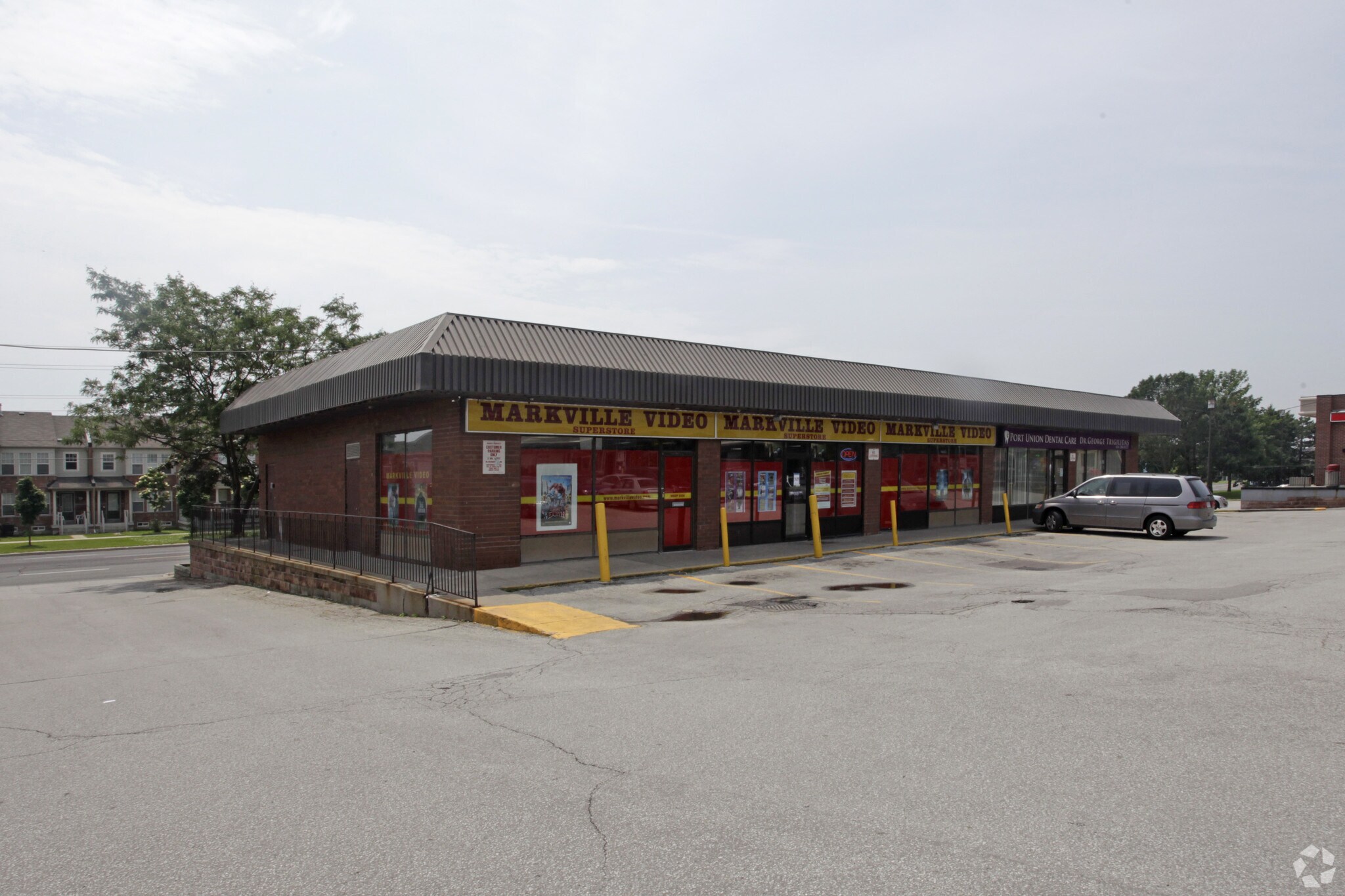 5500 Lawrence Ave E, Toronto, ON for sale Primary Photo- Image 1 of 1