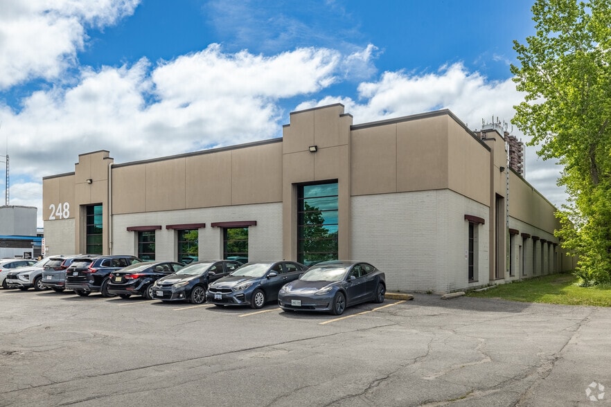 248 McArthur Av, Ottawa, ON à vendre - Photo du bâtiment - Image 2 de 2