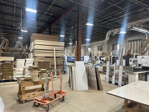 910 N Wellwood Ave, Lindenhurst, NY for lease Interior Photo- Image 1 of 7